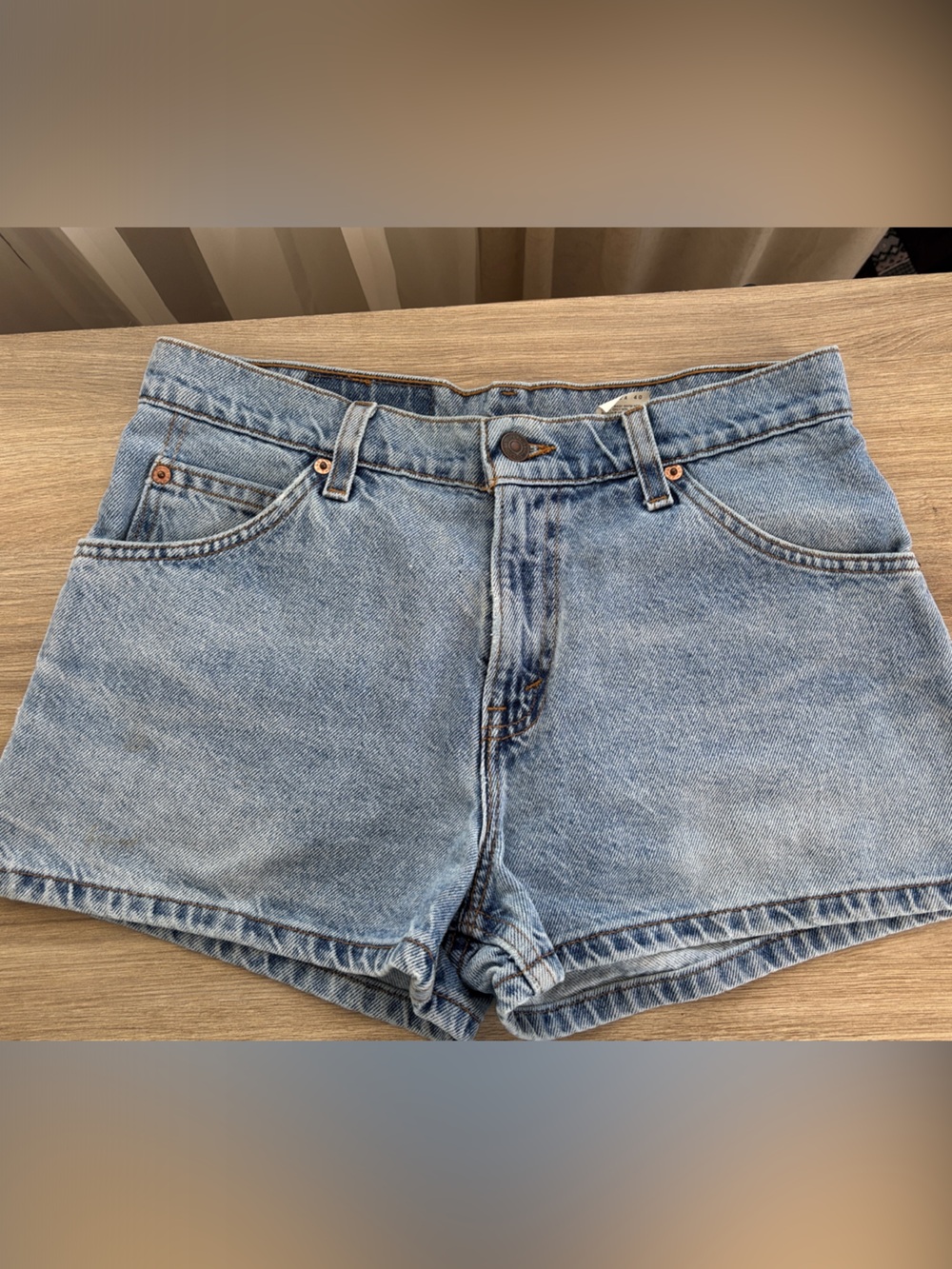 Levi’s • Vintage 912 Slim Fit Shorts